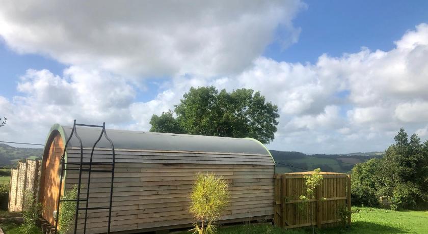 赫里福德 Rural self contained cosy pod house. 4星级 单人房 餐厅