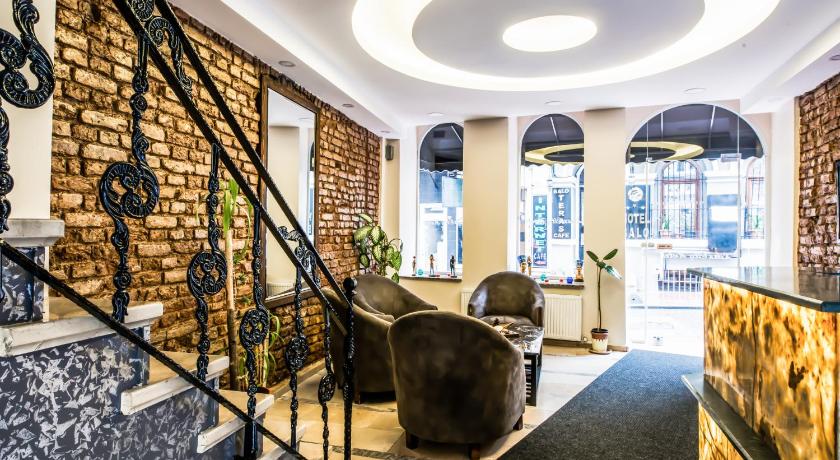 Lazz City Hotel - image 9