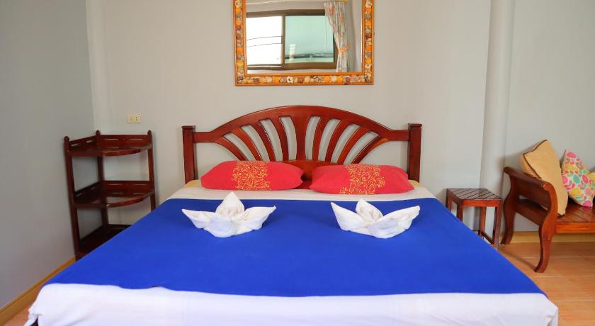 Image of Deluxe King Room 0
