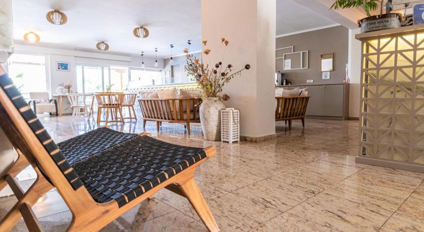 Grand Nefeli Hotel - image 7