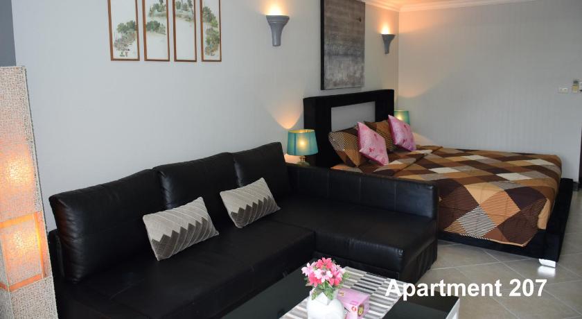 Image of Deluxe Apartment with Garden View - 207 12