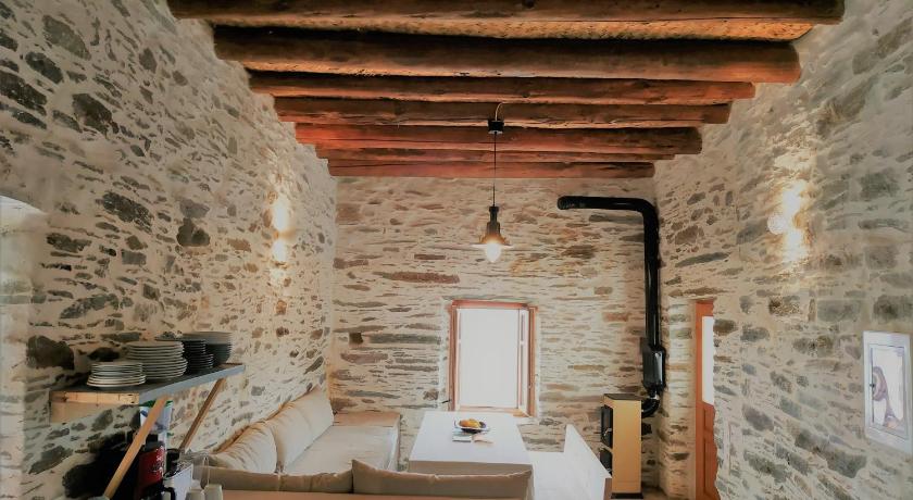 Konaki Hikers Lodge by Andros Routes
