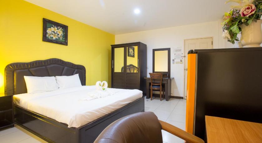 Image of Deluxe Double Bed 1