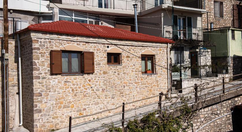 Το Πετρινο της Γιαγιας Μαρικας