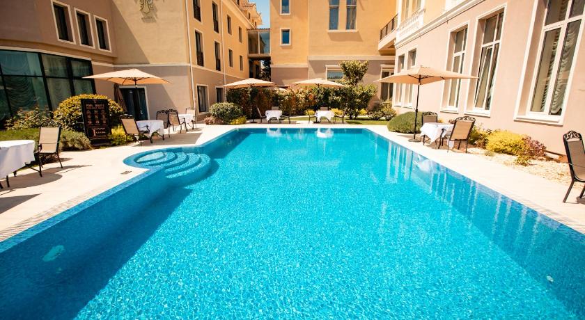 Hotel Tresor Le Palais photo
