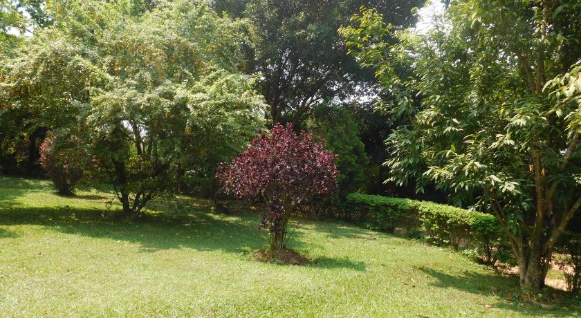 Captivating 2-Bed Cottage in Kampala photo