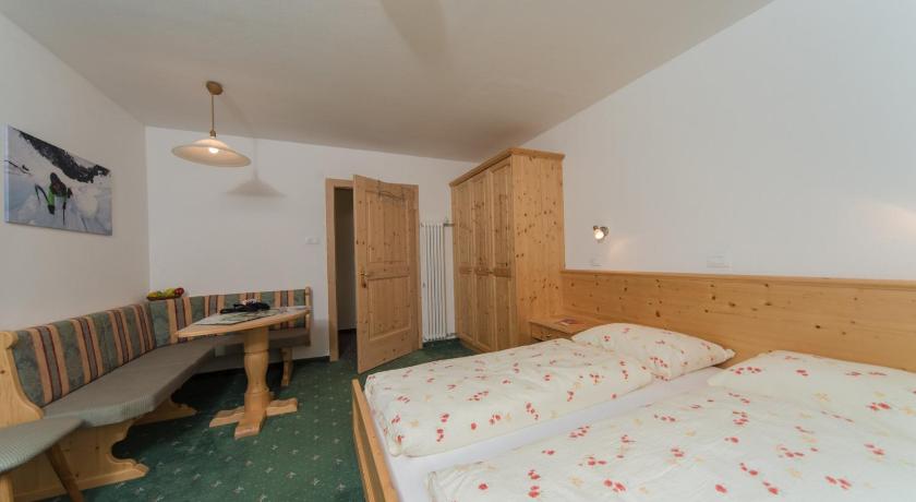 Apartments Wolly photo