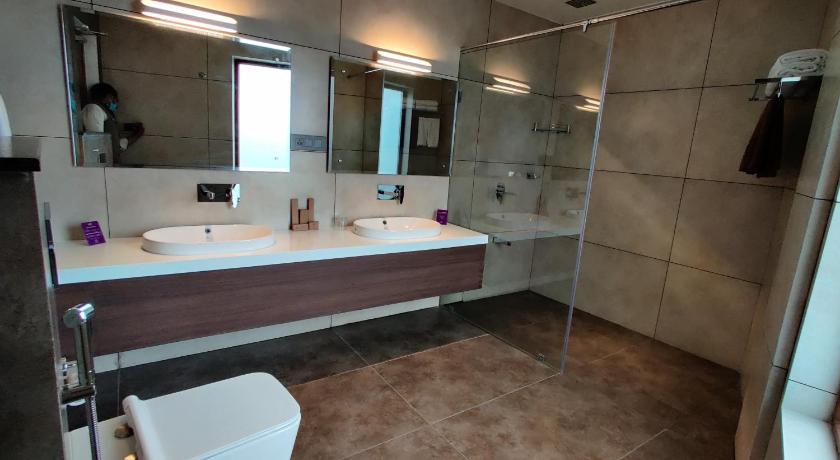 Florida Airport Hotel Kochi photo