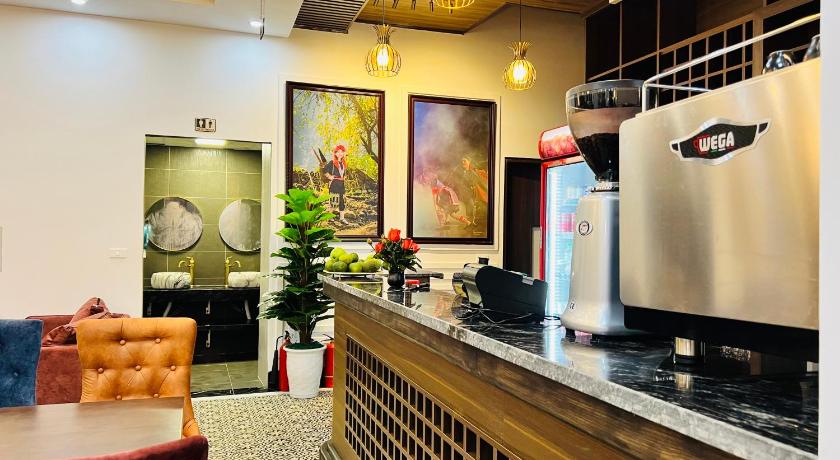 サパ Sapa Grand Hills Hotel Apartments  3つ星 ホテル スイート