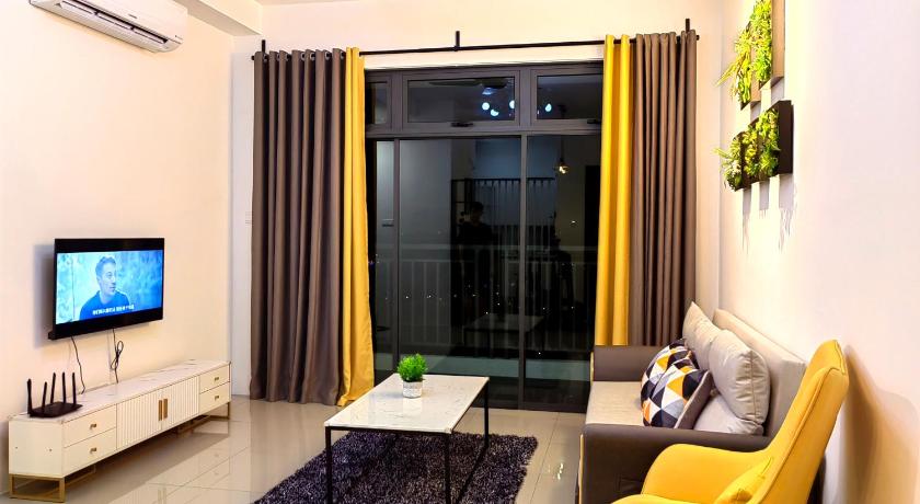 8scape Residences Batman VS Ironman@LSY HOME &amp; LEISURE — Hotel in Johor Bahru