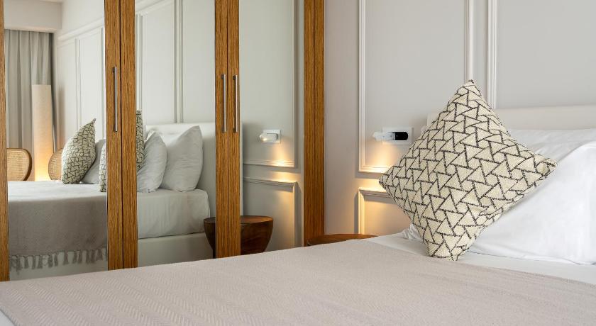 Image of Sea View Room 4