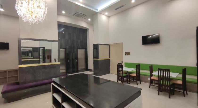 Agogo Downtown Surabaya - image 4