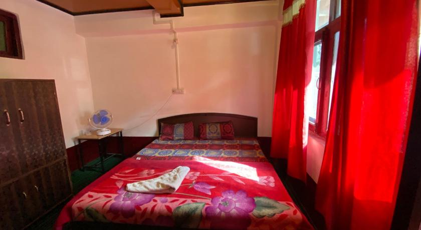 Ashiyana Hotel photo