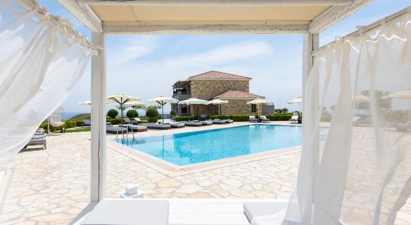 Tramonto Suites photo