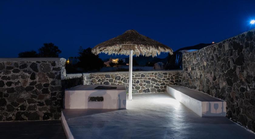 Golden Sunrise Suites photo