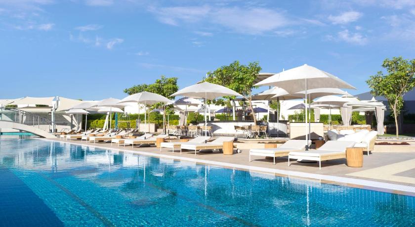 Sofitel Dubai The Obelisk - image 2