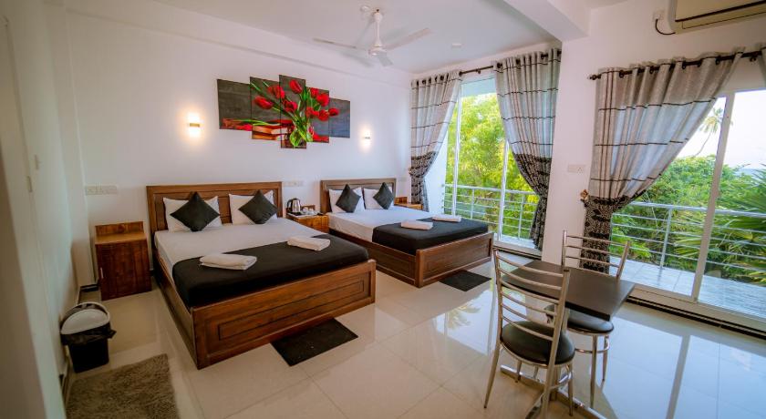 Liyonaa Beach Hotel - image 46