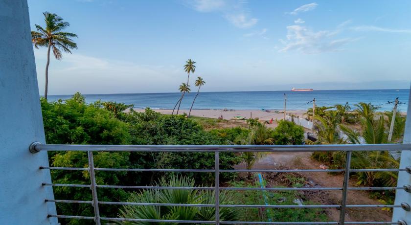 Liyonaa Beach Hotel – Trincomalee, GA