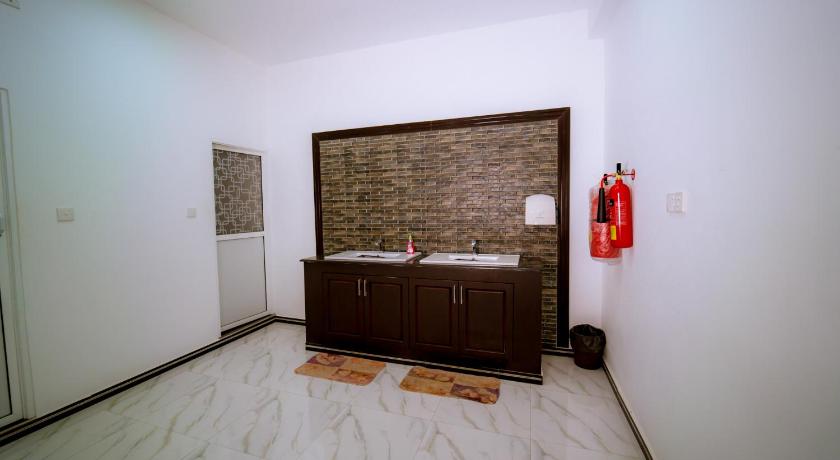 Liyonaa Beach Hotel - image 18