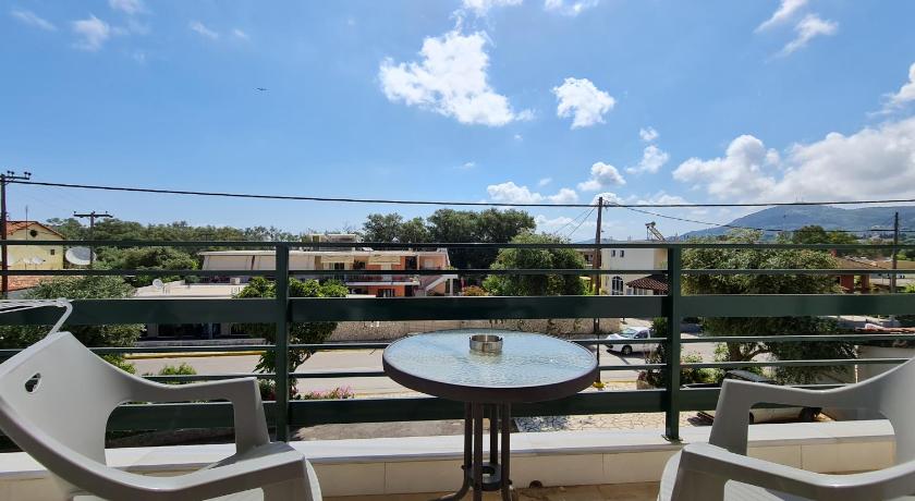 Fontana Apartments photo