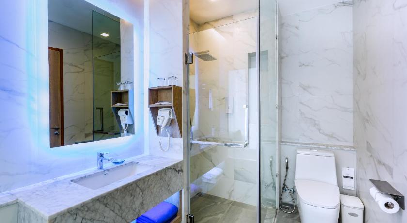 Image of Deluxe Pool Facing Room 10