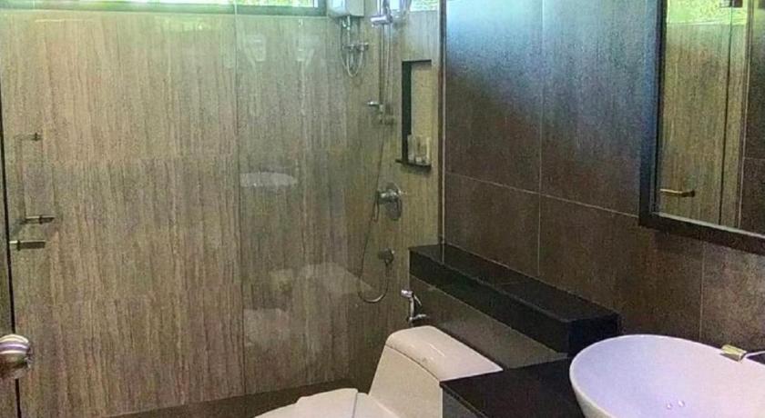 Image of One Bed Room with Shower 13