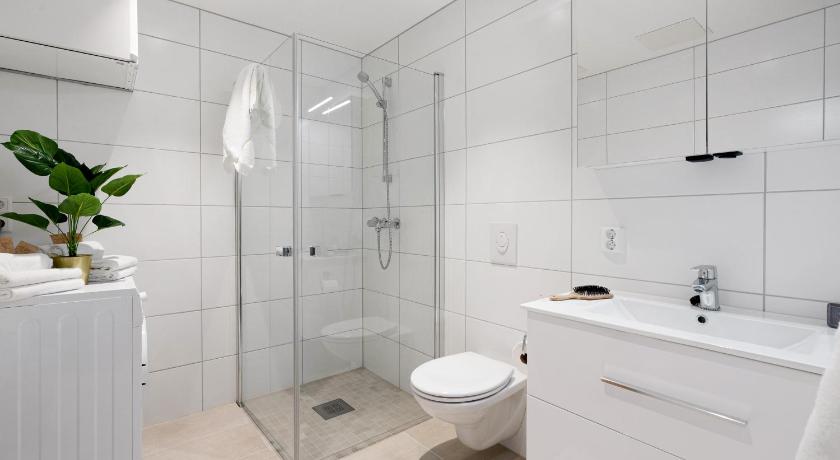 صورة شقة بـ3 غرف نوم (Three-Bedroom Apartment) 2