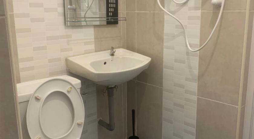 Queen Room Semi Attached Bathroom Bukit Mertajam Alma Impian photo