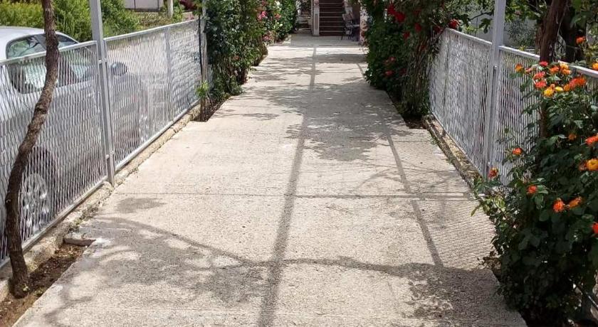 Apartmani Apolon photo