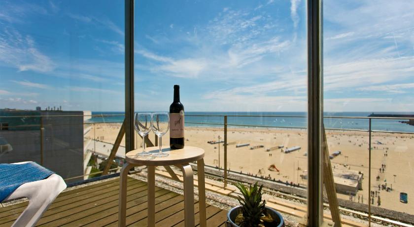 Stunning Sunny Flat - Beach Front - 6