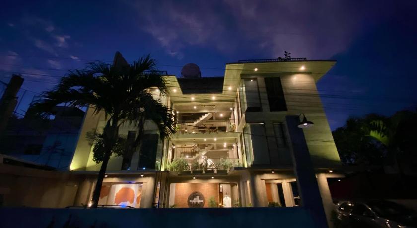 Shorebreak Hostel San Juan La Union photo
