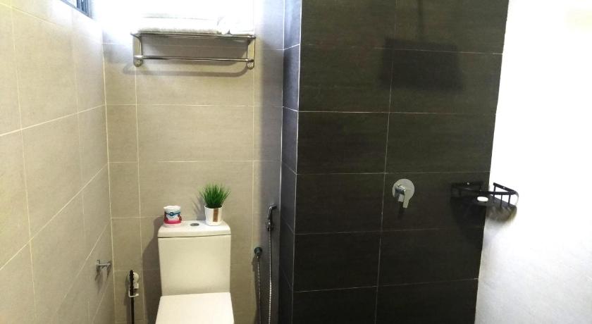 Golden Troika Kota Bharu -2 bedrooms - image 12