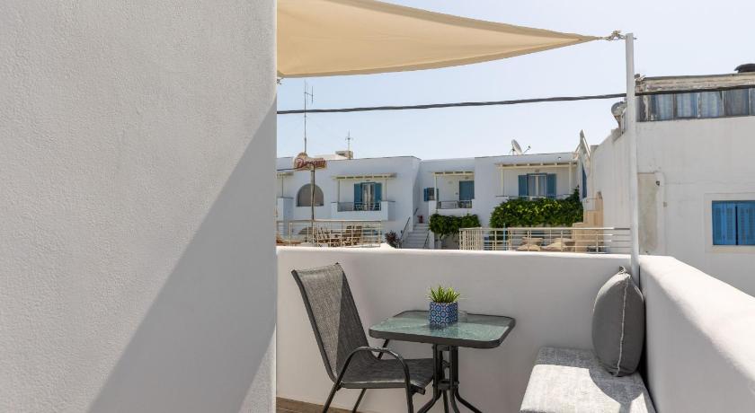 Naxos Petite Studios photo