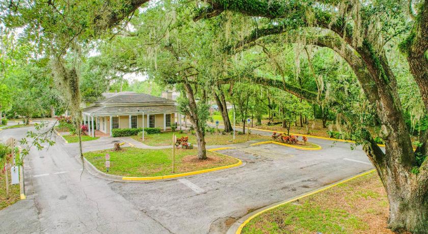 4104 Enchanted Oaks Cir #1508 photo