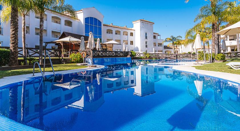 Aparthotel Cordial Mijas Golf photo