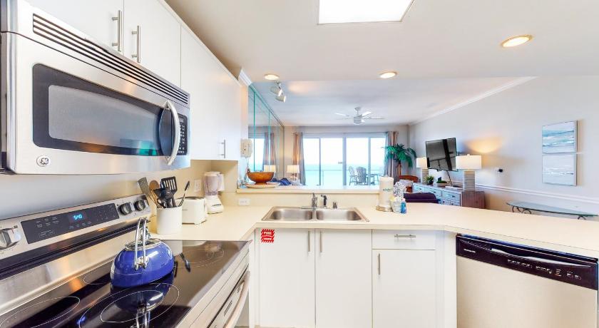 a kitchen with a stove, microwave, dishwasher and sink, Sterling Sands 412 Destin (Condo) in Destin (FL)