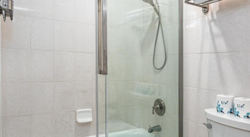 Omeo Suites photo