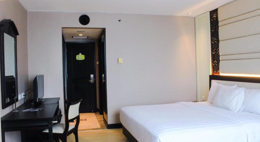 Grand Arkenso Parkview Simpang Lima photo