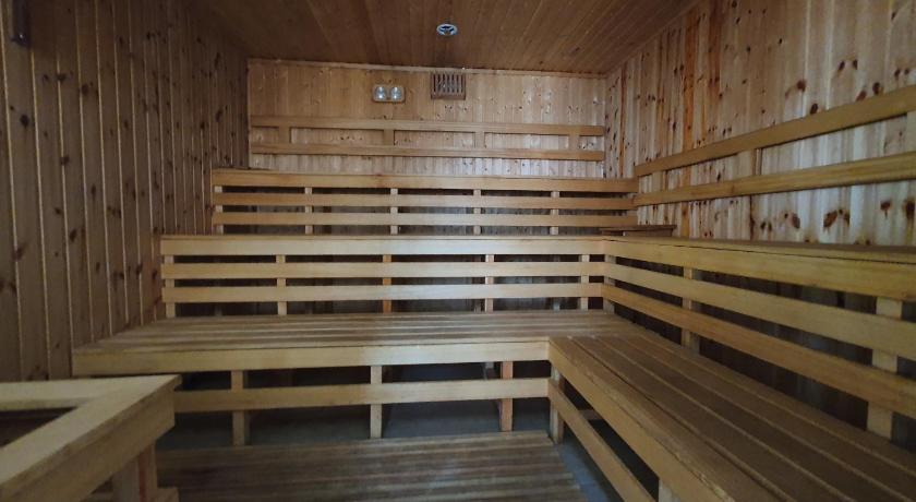 Panorama Wellness Apartman Hotel - image 50