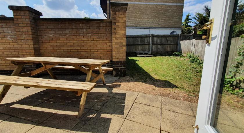London Excel Apartment with Parking photo