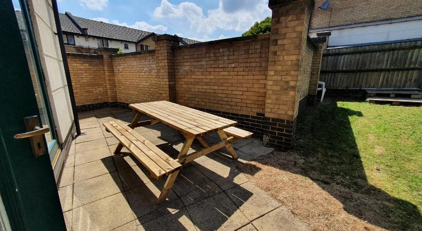 London Excel Apartment with Parking photo