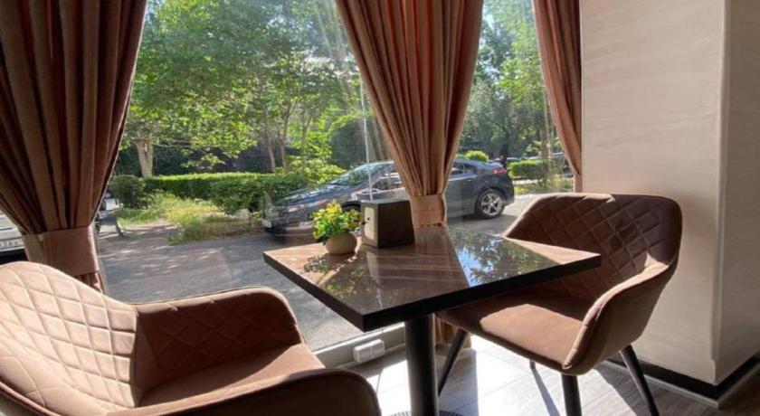 Good Hotel Yerevan photo