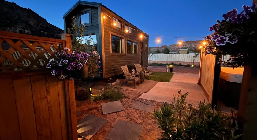 Zion Garden Tiny Homes — Hotel in Hildale