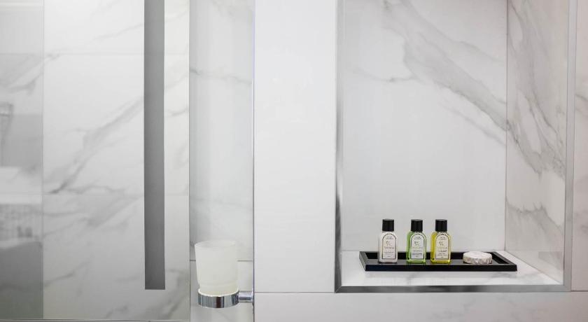 Osprey Residence - Smart & Stylish Apartment in the Heart of Kendal photo