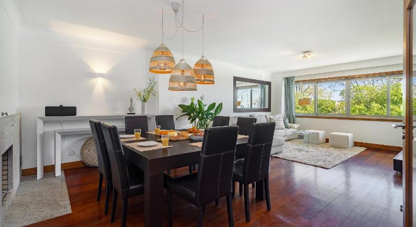 Oceanfront 4-Bed Luxury with Elevator, S-Pool & Parking - 22