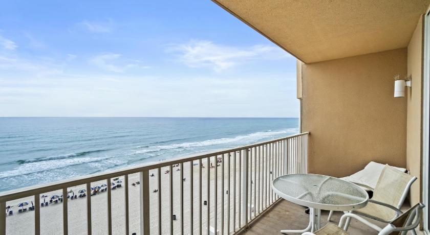 Image of Apartment with Sea View 1