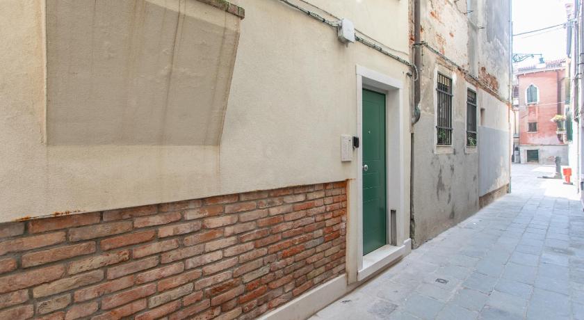 Ca' Sciarrin Apartment near Rialto bridge photo