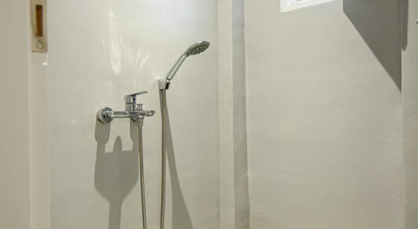 Central Hostel Oia photo