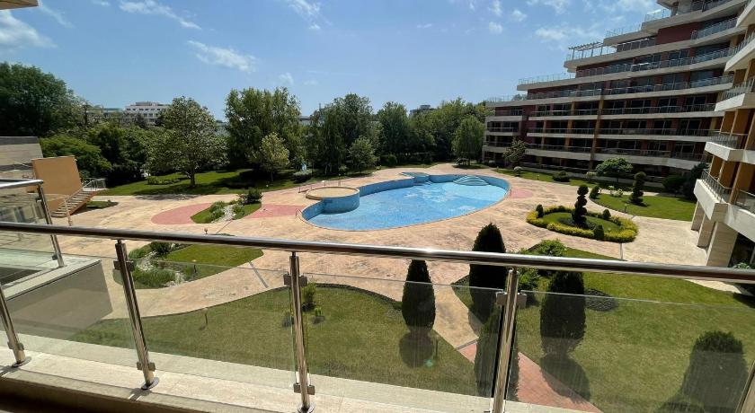 Apartments in Peter House photo