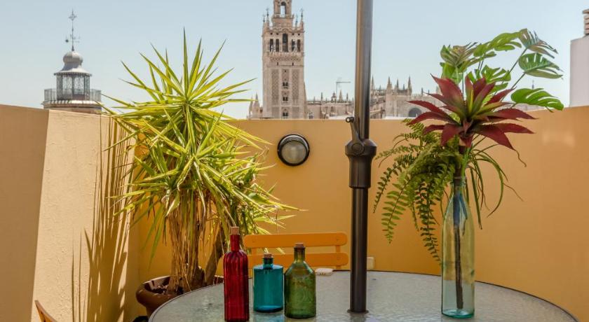 Green-Apartments Giralda Views photo